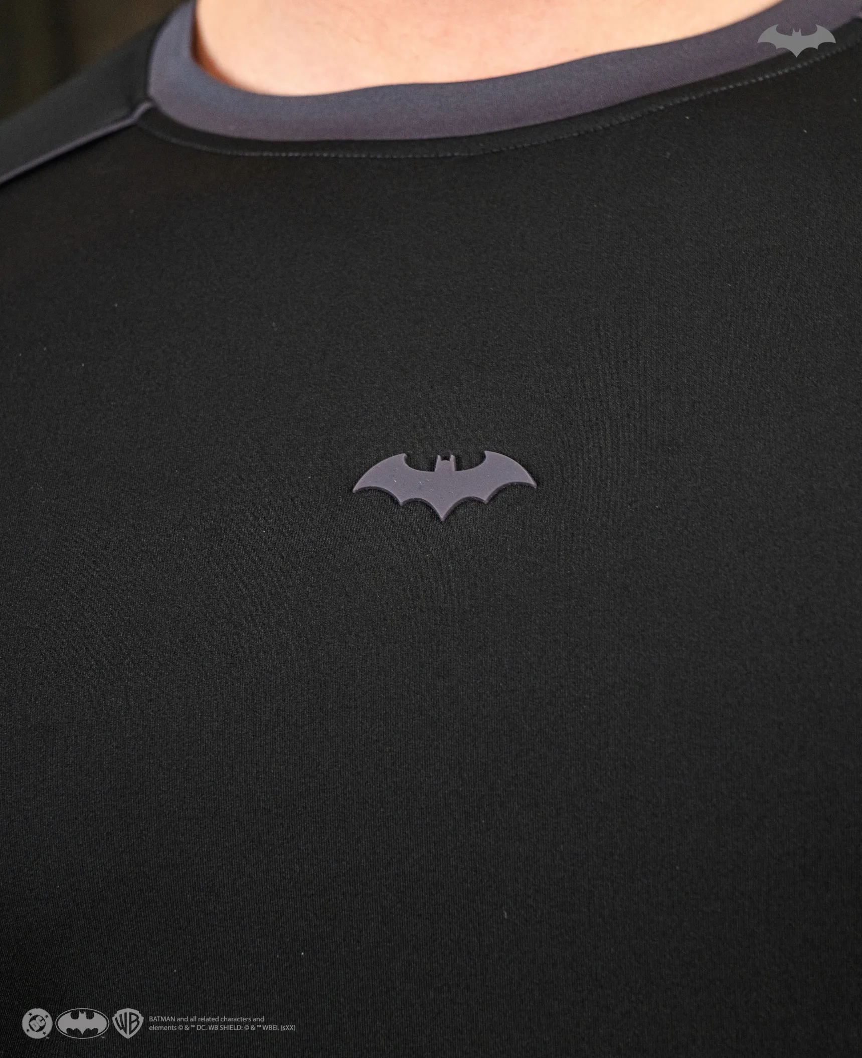 BATMAN Performance Short Sleeve - Arkham Black