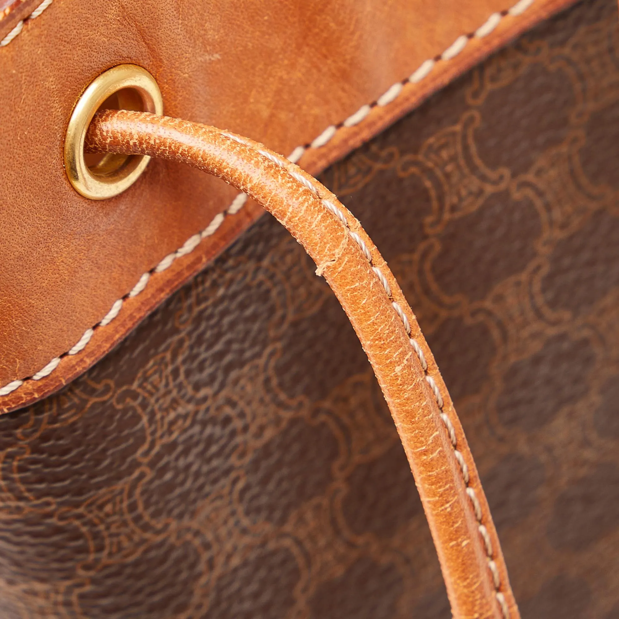 Celine Macadam Bucket Bag (SHG-Kq54Bp)